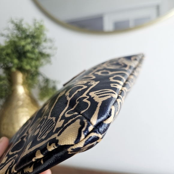 FOSSIL Key Per Patent Genuine Leather Trim Pouch/ Cosmetic Make Up Travel Bag - Picture 7 of 11